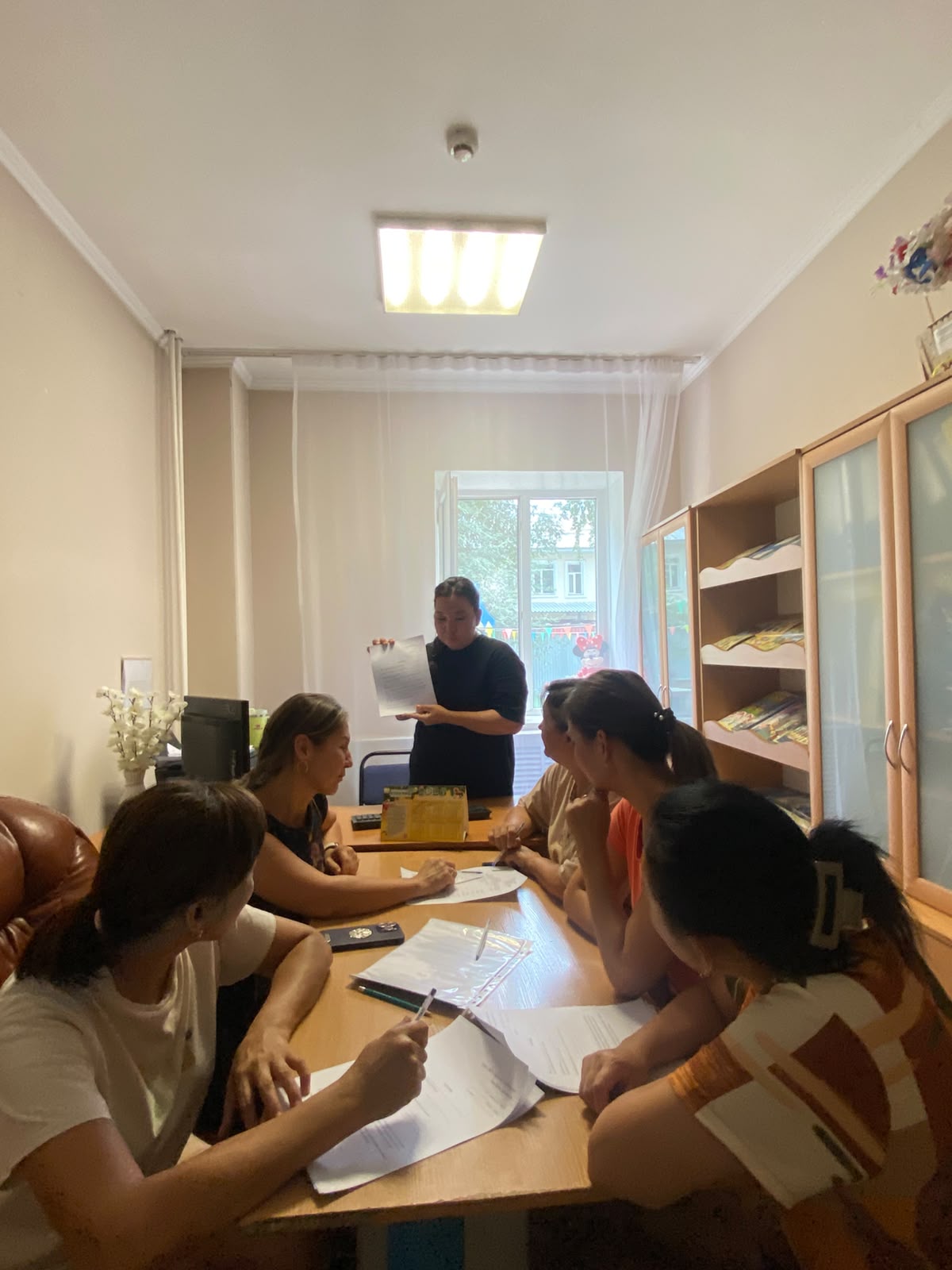«Педагог және Заң» тақырыбында ақпаратттық сағаты